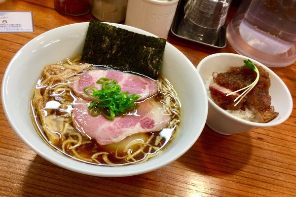 「『醤油そば & 吊るし焼きチャーシュー丼』」@アメノオトの写真