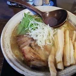 純塩らぁ麺中盛　メンマトッピング