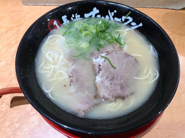 「長浜ラーメン」@長浜ナンバーワン 博多デイトス店の写真