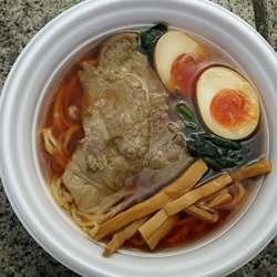 【寿製麺よしかわ】川越醤油ら～めん　イベリコ豚の焼豚添え