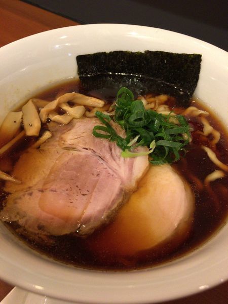 「ラーメン 醤油 ７８０円 並み」@自家製手もみ麺 鈴ノ木の写真