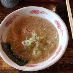 背脂醤油らーめん（680円）