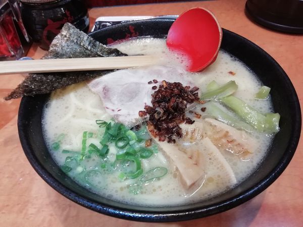 「白醤油らーめん（720円＋税）」@七志らーめん 鹿島田店の写真