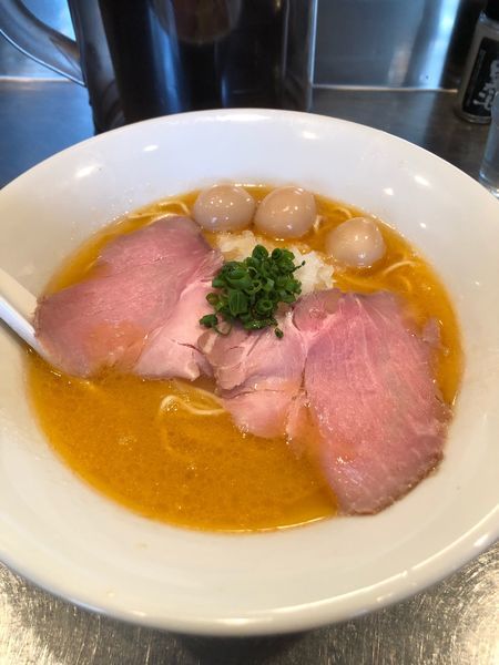 「限定 あん肝と白子の痛風上等らーめん＋うずら」@さんじの写真