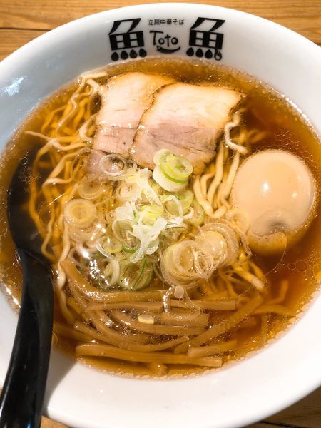 「中華そば 醤油 ¥750 ＋味玉 ¥150」@立川中華そば とと ホンテンの写真