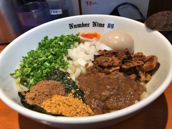 「油そば＋味玉」@麺Dining Number Nine 09の写真