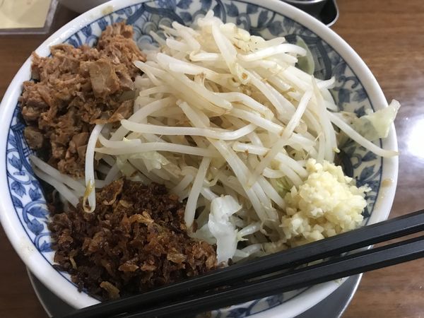 「油そば【850円】」@ラーメン ぶぅさんの写真