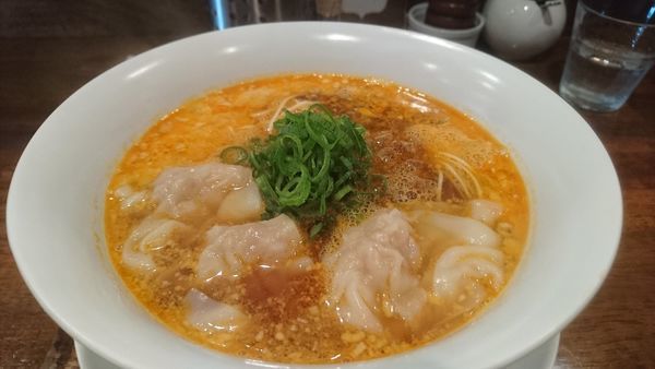 「担々麺+海老ワンタン+替え玉2玉」@創作麺工房 鳴龍の写真