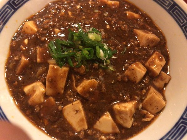 「マーボー麺・汁なし830円」@中華食酒館 華豊家の写真