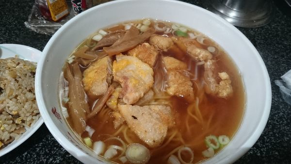 「肉天ラーメン+半チャーハン(800円)」@中華 一番の写真