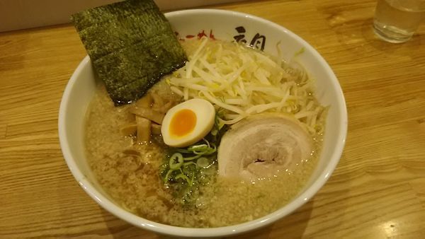 「醤油ラーメン、もやし」@ら〜めん香月 池尻大橋店の写真