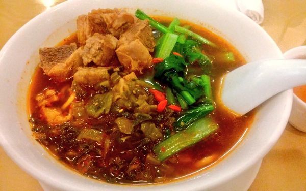 「牛肉麺」@青葉 新館の写真