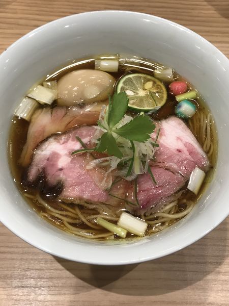 「季節の出汁そば全部のせ（醤油）」@Handicraft Worksの写真