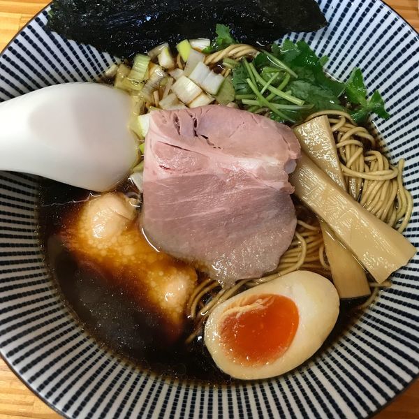 「煮干しそば 黒醤油」@中華そば よしかわの写真