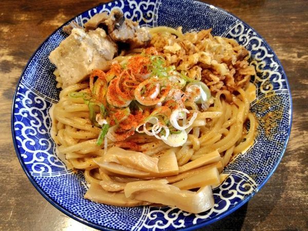 「期間限定 四川風花椒辣油 味噌まぜ麺」@つけ麺 ジンベエの写真