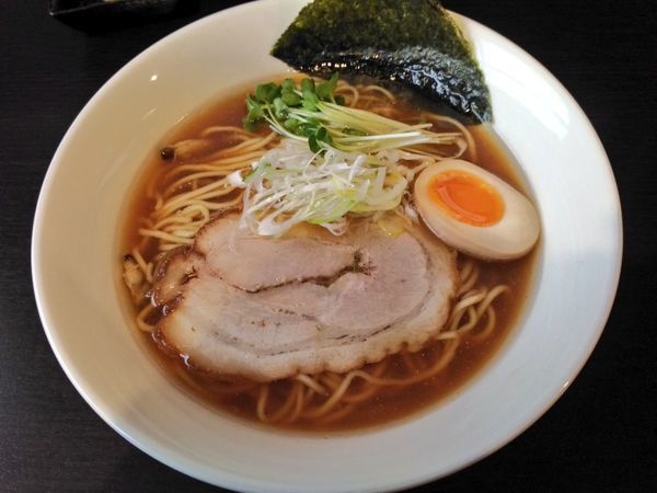 「きまぐれ限定 鯛とあさりの魚介醤油そば」@麺屋 シロサキの写真