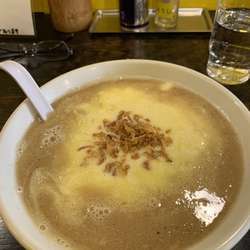 チーズとんこつ