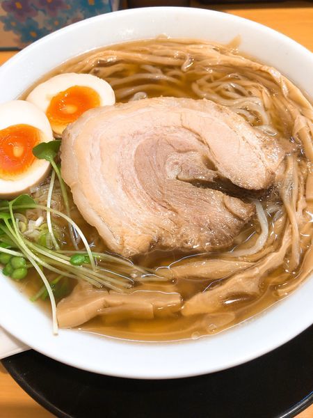 「半熟煮たまごラーメン 醤油 ¥800」@麺処 絢の写真