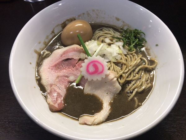 「味玉濃密な煮干しそば ¥980(和え玉¥200)」@中華そば いづるの写真