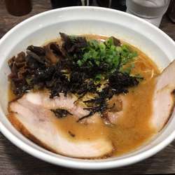 マー油らーめん 替玉+コンビーフ丼