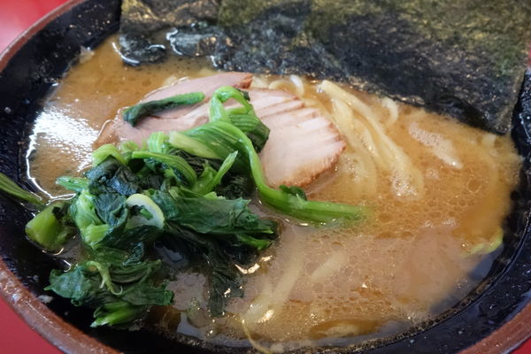 「ラーメン中盛り590円麺やわらかめ油多め」@家系ラーメン 王道の写真