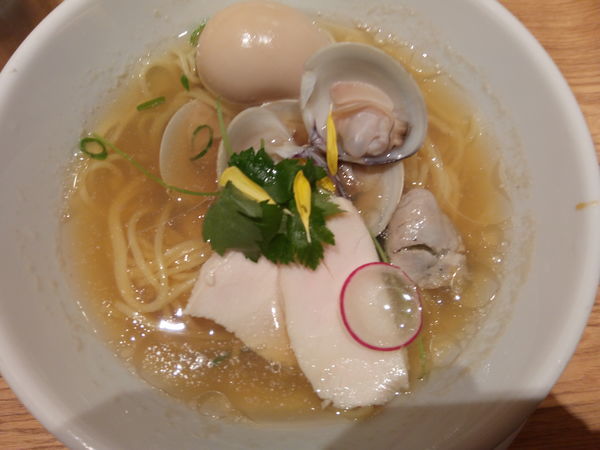 「蛤と牡蠣の汐SOBA」@銀座 篝 ルクア大阪店の写真