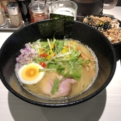 鷄そば処 かしわの画像