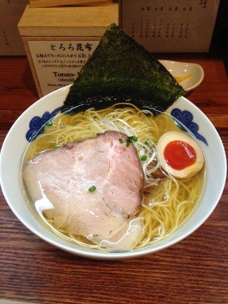 「支那そば 白 900円」@猪一の写真