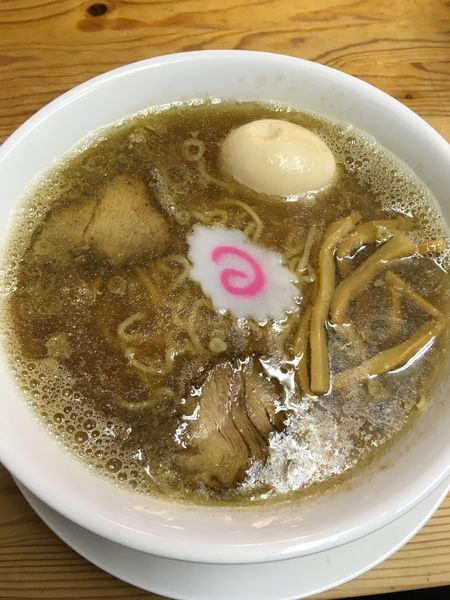 「中華麺+半熟味玉」@相模 大勝軒の写真