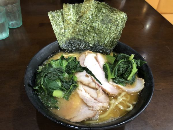 「チャーシュー麺（並）青菜」@杉田家 千葉祐光店の写真