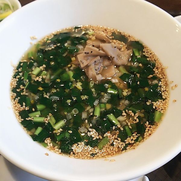 「ゆずニラ塩らーめん」@麻辣椀の写真