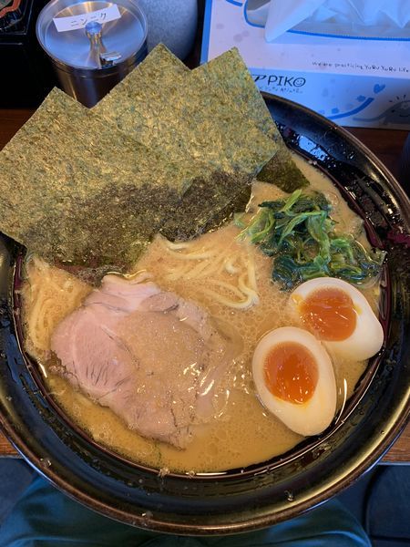 「味玉ラーメン 特盛 ¥1010」@横浜家系ラーメン 剛力家の写真