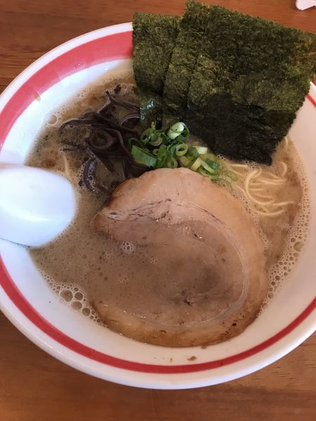 「豚骨細麺+替玉（¥600+¥100）」@とんこつラーメン 光★MENJIの写真