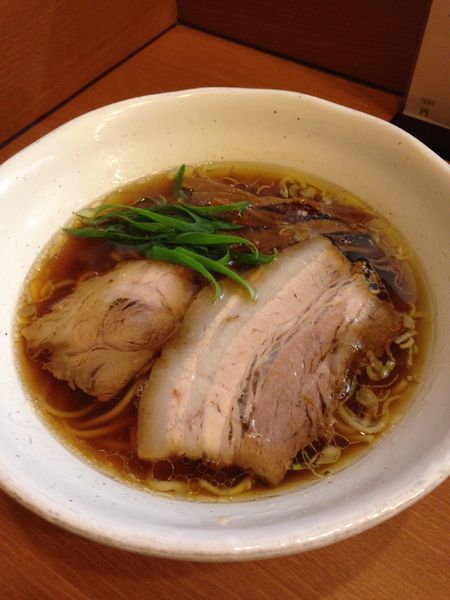 「中華そば(醤油) 850円」@中華そば うえまちの写真