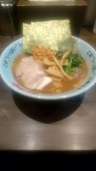 「濃厚味噌ラーメン」@横浜家系ラーメン 円満家 大塚店の写真