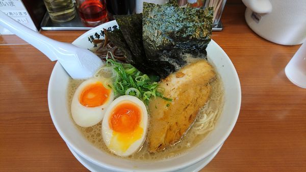 「どんたくめん770円+半替玉50円」@博多中洲屋台 鈴木ラーメン店 鵜野森店の写真