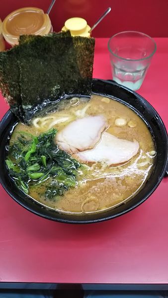 「30・12・1ラーメン（700円）」@ラーメン杉田家の写真