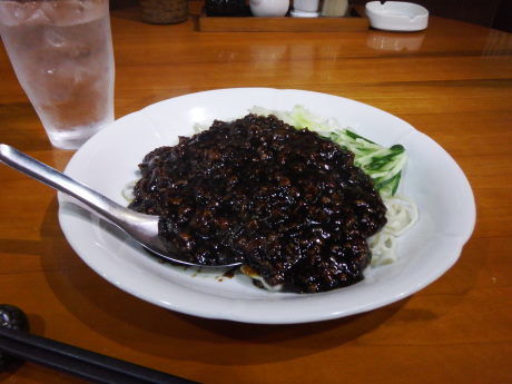 「台湾風ジャージャー麺」@匯豐齋の写真