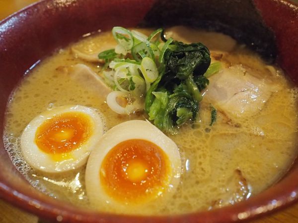 「炙りアグー豚ラーメン」@沖縄宮古島ラーメン 天晴の写真