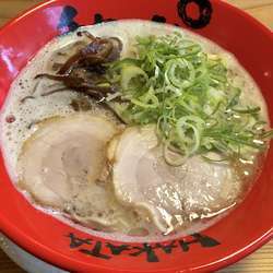 博多豚骨ラーメン
