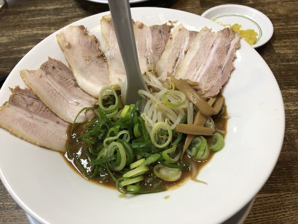 「どろチャーシュー麺 1020円」@豚の助の写真