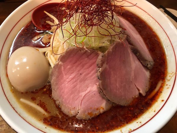 「特製辛味噌大1000円 ライス100円 瓶ビールお通しつき500」@東京味噌らーめん 鶉の写真