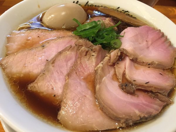 「煮玉子醤油（860円）＋チャーシュー（300円）」@麺庵ちとせの写真