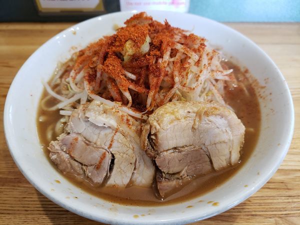 「ラーメン並＋豚１枚」@デカ盛り戦隊 豚レンジャーの写真