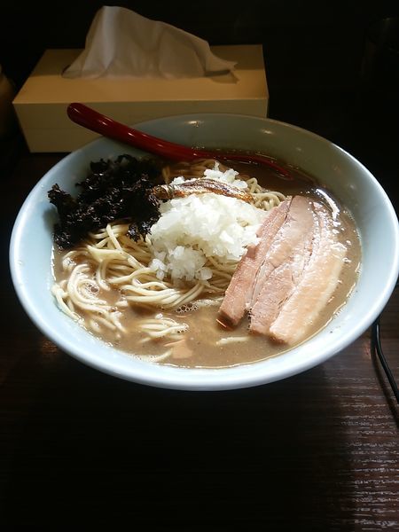 「濃厚煮干しそば　大盛り」@山勝角ふじ 総本店の写真