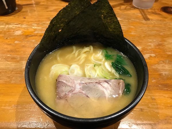 「ふろ家ラーメン（醤油）ミニ  650円」@餃子・ラーメン専門店 ふろ家の写真