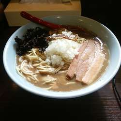 濃厚煮干しそば　大盛り