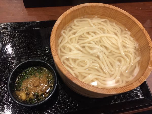 「釜揚げうどん(大)¥390→(半額の日¥190)」@丸亀製麺 大宮すずらん通り店の写真