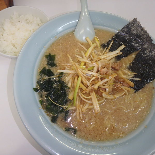 「ネギミソラーメン (750円)、餃子セット(250円)」@ラーメンショップ 長和店の写真