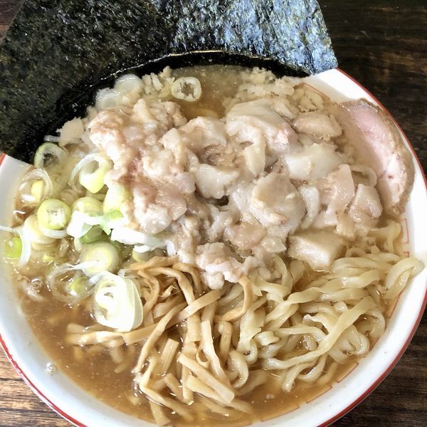 「ラーメン 小 身入り（こい口、脂多め）」@手打ち中華そば 酒田 平間店の写真